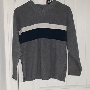 GAP sweater